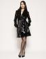 Preview: Catanzaro Damen Trenchcoat Lack Schwarz mit breitem Bindegürtel Preview: Catanzaro Damen Trenchcoat Lack Schwarz mit breitem Bindegürtel