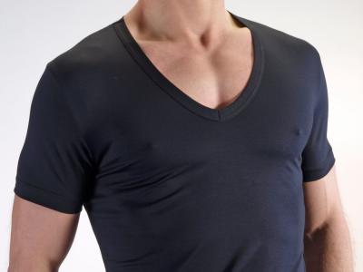 Herren V-Shirt von Olaf Benz, schwarz oder weiß, hautsympathische Unterwäsche