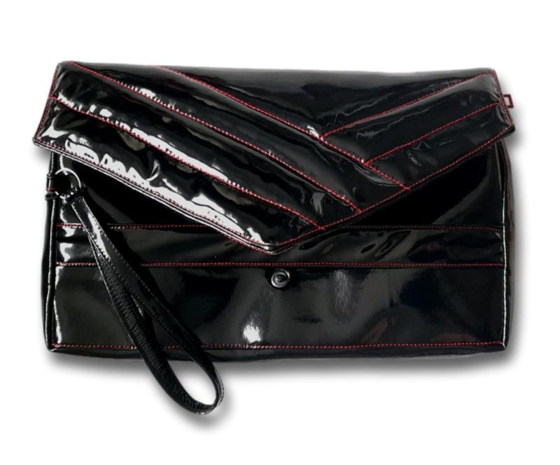 Catanzaro Clutch Orus Lack schwarz rot gesteppt Catanzaro Clutch Orus Lack schwarz rot gesteppt